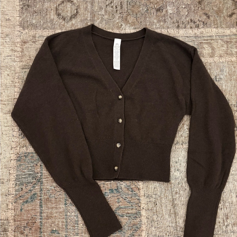 ALO Yoga Brown Cropped Cardigan with Long Sleeves and V-Neck